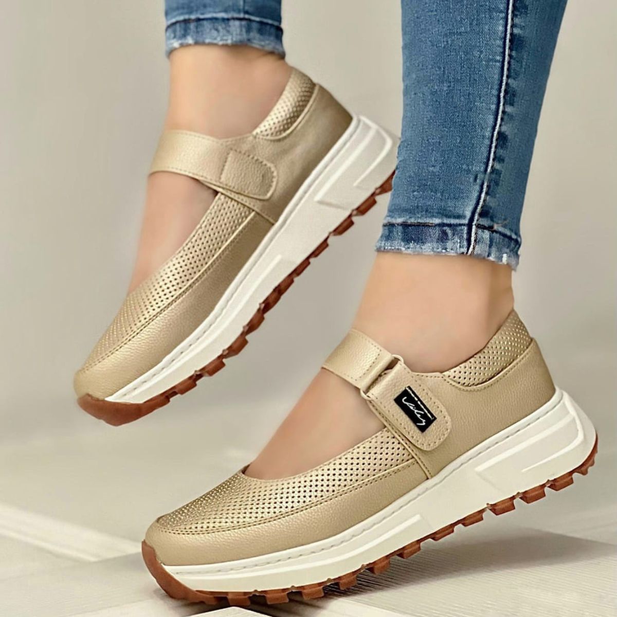 ZAPATILLAS MAFALDA VEL