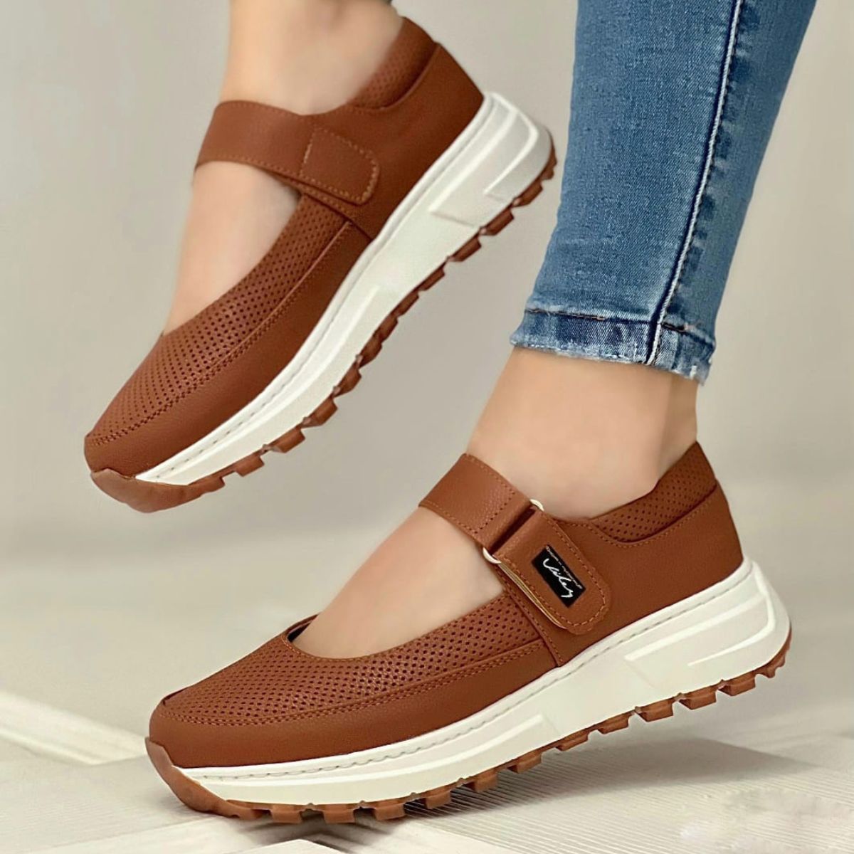 ZAPATILLAS MAFALDA VEL